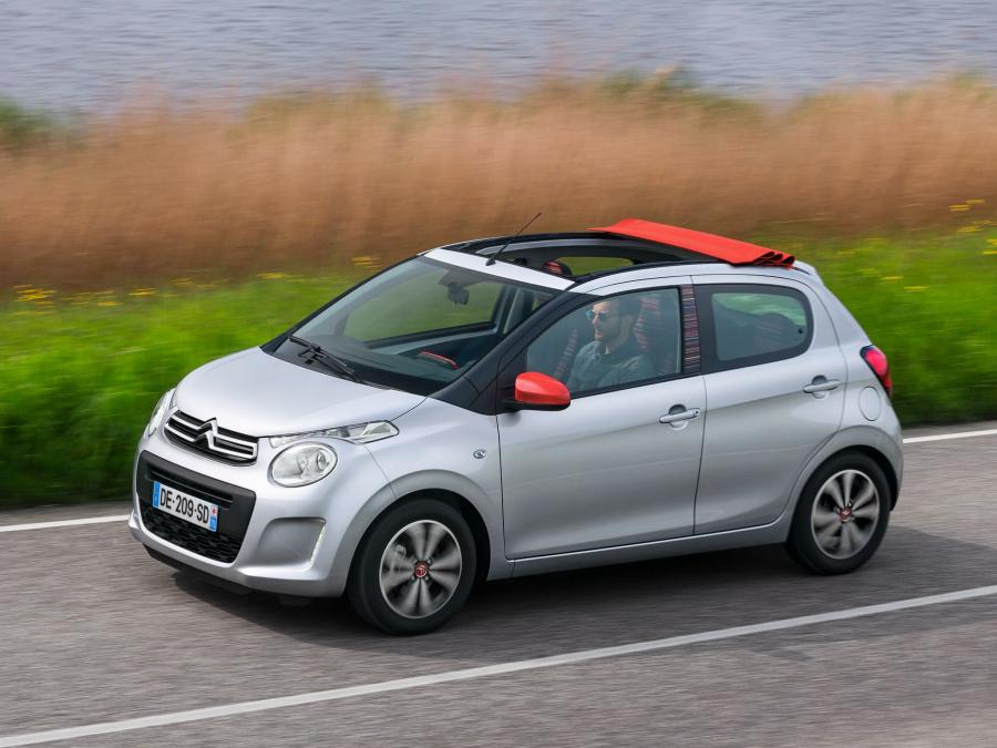  Citroen C1 Airscape 5-Door 2014 года  (фото 21 из 24)